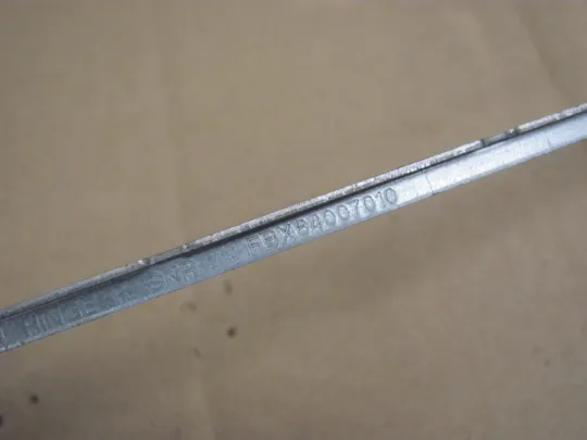 805-39 кріплення з петлями FBX64007010 для HP Probook 470 G3 оригінал Інтернет-аукціон