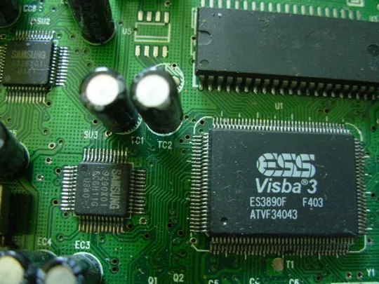 Amic A290021 T-70 та ESS Visba 3 ES3890F F403 Де купити