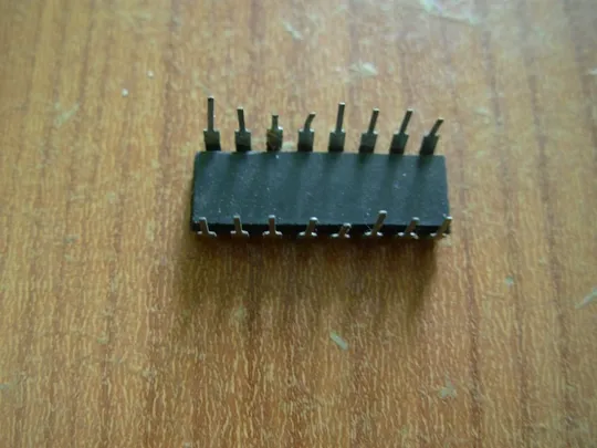 Купити К176ІЄ17, мікросхема для годинника.