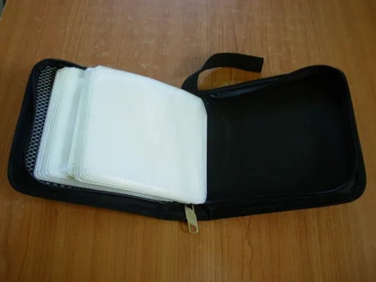 Кейс сумка холдер для дисків CD DVD Інтернет-аукціон