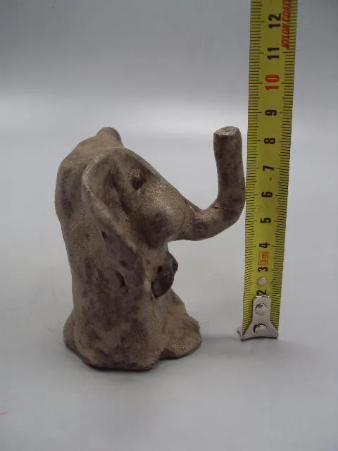 Фигура керамика слон слоник слоненок с бантиком авторский UF Европа высота 8,4 см №11022 З аукціону