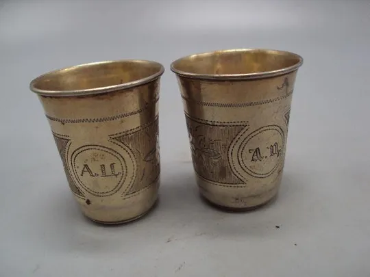 Рюмка стопка цветы В.П. 1884 серебро 84 проба позолота рюмки стопки вес 46,56 г лот 2 шт №239 Недорого