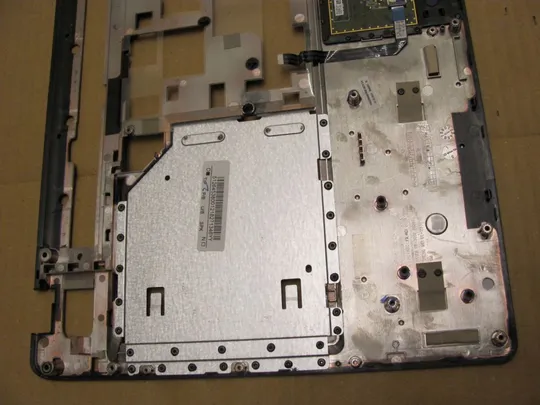 547-3 Кришка панель палмрест тачпад AP0HB000600 для LENOVO IdeaPad Y570 Y575 оригінал Інтернет-аукціон