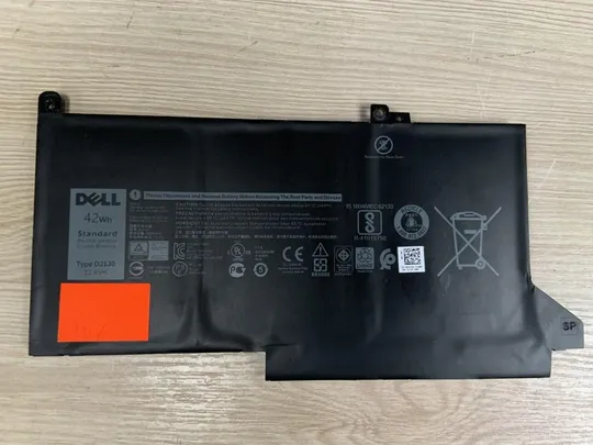 136 DELL DJ1J0  Износ: 46% DELL Latitude 12 7000, 7280, 7290, 7380, 7390, 7480, 7490 Ціна