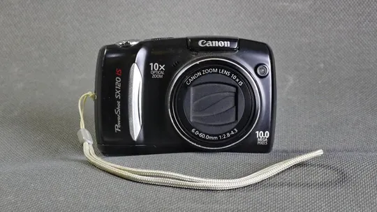 цифровой фотоаппарат 10Mpix Canon Power Shot SX120 IS  + x10 Canon lens 6.0-60.0mm/2.8-4.3 Продаж