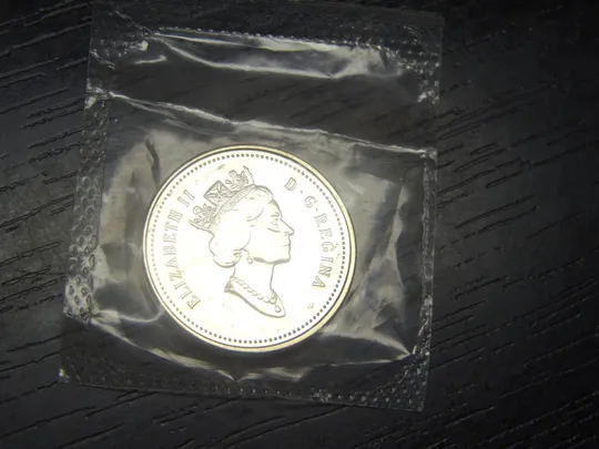 Купити 5 центів Канада 2000 W UNC в запайці