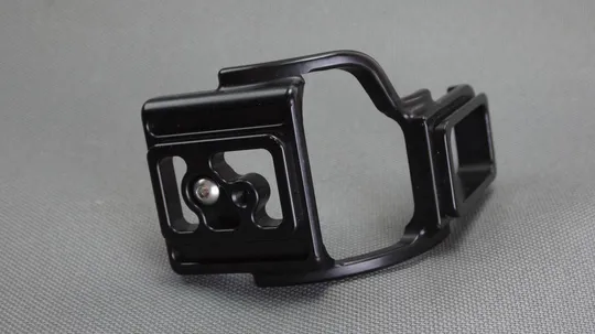 Быстросъемный металлический L-кронштейн крепление для цифровых DSLR SLR камер Вживане Ціна