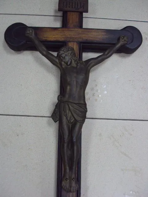 крест большой  75 х 4 х 37 см З аукціону