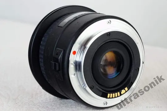 Об&#039;єктив широкоугольный Sigma 18mm 1:3.5 Aspherical Ф72m SAF Canon на полный кадр 24x36mm Вживане З аукціону