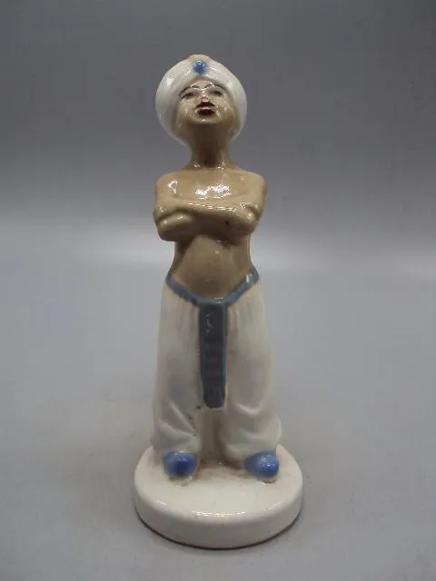 Фигура фарфор статуэтка факир мусульманский мальчик индус высота 17,2 см №14225 Продаж
