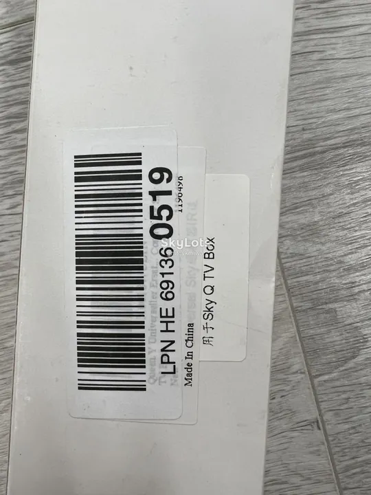 Запасний голосовий пульт дистанційного керування Sky Q – сумісний із приставками Sky Q і Sky Mini – функція голосового пошуку – пульт дистанційного керування з підтримкою Bluetooth З аукціону