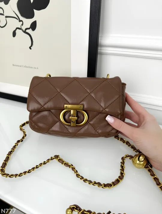 Купити Сумочка через плече на довгому декоративному ланцюжку