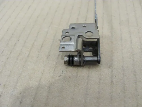 номер0178-8 кріплення з петлею 13N0-1BM0P01 для MEDION E6424 оригінал З аукціону