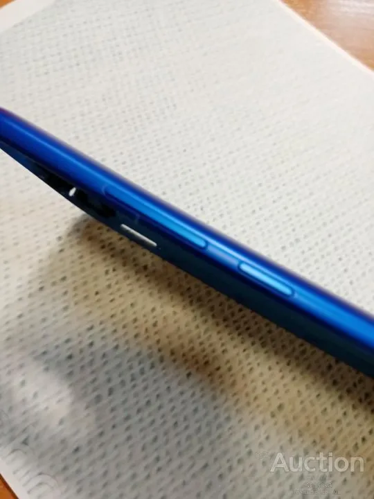 Xiaomi redmi 9a M2006C3LG задняя крышка с кнопками включения громкости З аукціону
