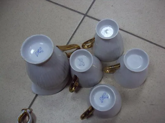 Сервиз кофейный набор чайник, сливочник и чашки фарфор полонное лот №10974 Де купити