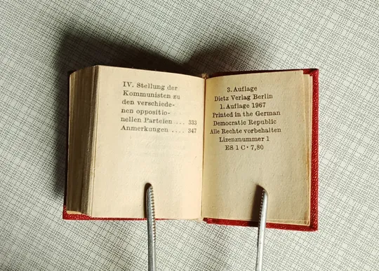 Книга. Міні . Маніфест 1969 р. Недорого