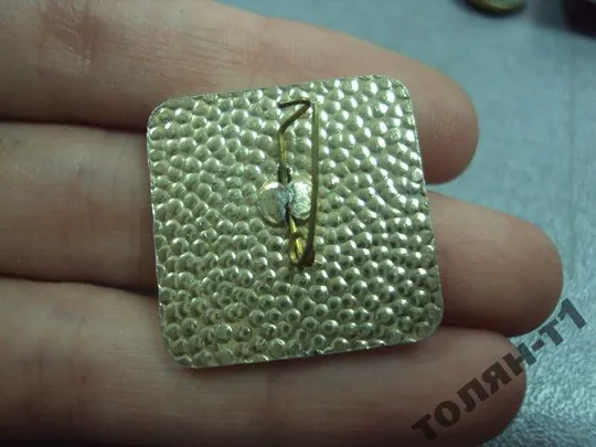 знак компания balluff №10112 З аукціону