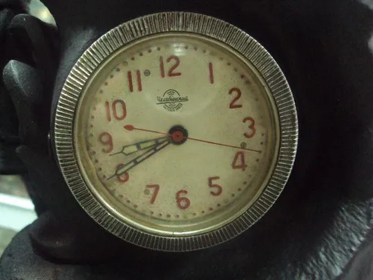 чугун касли каменный цветочек каминные часы хозяйка медной горы и данило-мастер Продаж