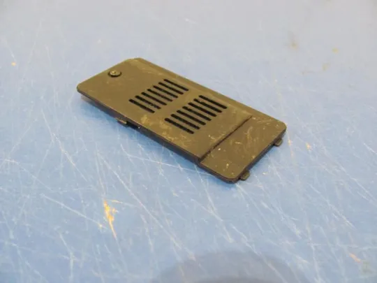 №153-7 кришка AP0CB000900 для 5740 TM80 TM82 TM85 TM86 TM94 TM98 NV53A NV59C NEW90 NEW95 NEW91 оригіна Де купити