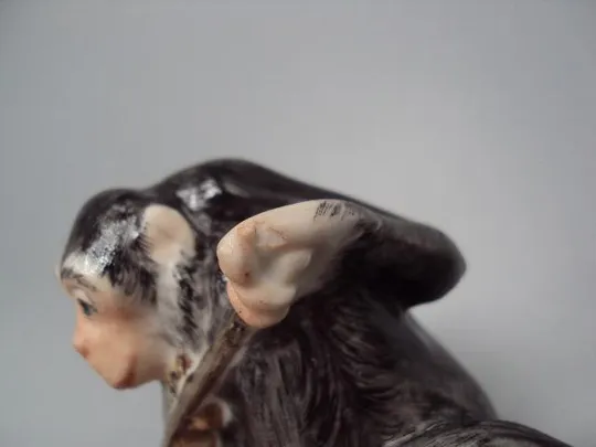 Фигура фарфор статуэтка ЛФЗ обезьяна квартет мартышка со скрипкой и нотами скрипач 8,7 см №14465 Недорого