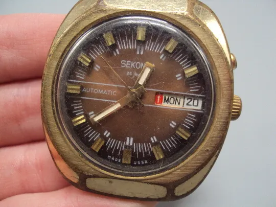 Наручные часы Секунда 26 камней календарь ссср Seconda automatic позолота Аu10 не на ходу №15904 Де купити