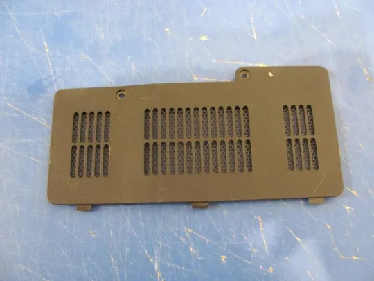 №222-6 Сервісна кришка FOX38PE1BAPB00 ADP-75SB AR426589 AR231379 для Acer Packard Bell оригінал Ціна