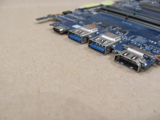 642-17 материнська плата РОБОЧА SRESL  Pentium 5405U  69N15LMBDC01-01  для MEDION AKOYA  S6445 оригінал З аукціону