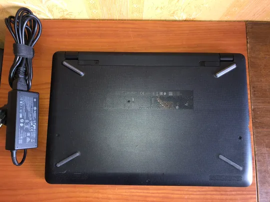 Купити ноутбук HP 15-bs IP N3710/ 4Gb/ HDD 500GB / Intel HD+ R5 M330/ 4 год.