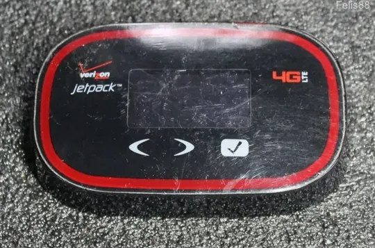 Мобильный 3G 4G LTE WiFi роутер Novatel MiFi 5510L - sn 3305749943 включається,треба батарейку Ціна