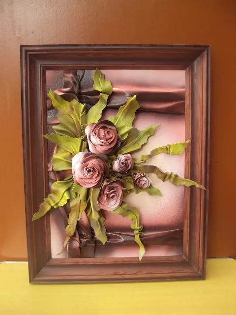 Картина из кожи Цветы розы кожа в раме 51 х 86,5 см, без рамы 40,5 х 55,5 см №3226 Ціна