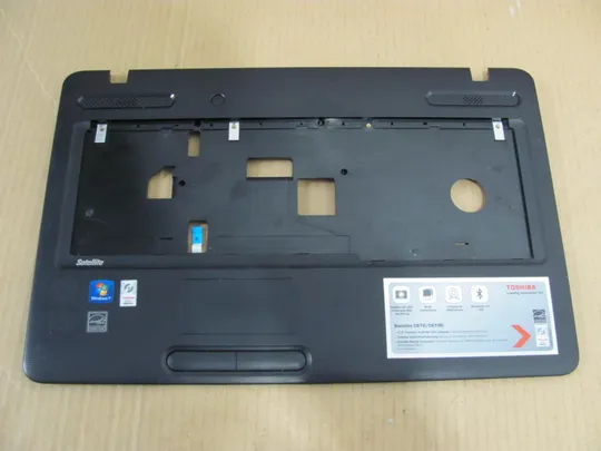 номер0234-10 Кришка панель палмрест тачпад 13N0-Y4A0C01 H000031300 для Toshiba Satellite C670 C670D C675 C675D оригінал Ціна