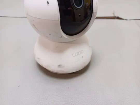 0563 внутрішня камера відеоспостереження TAPO C200  НІМЕЧЧИНА З аукціону